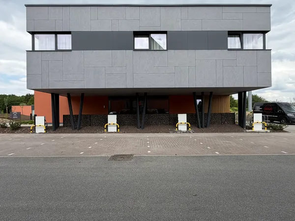 Bornes de recharge Smappee installées à l'Orange Hotel de La Louvière
